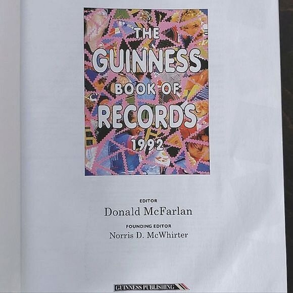 Vtg 1992 Guiness Book of World Records - Picture 4 of 7
